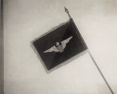 101 Gambier 1967_ fanion de la 115