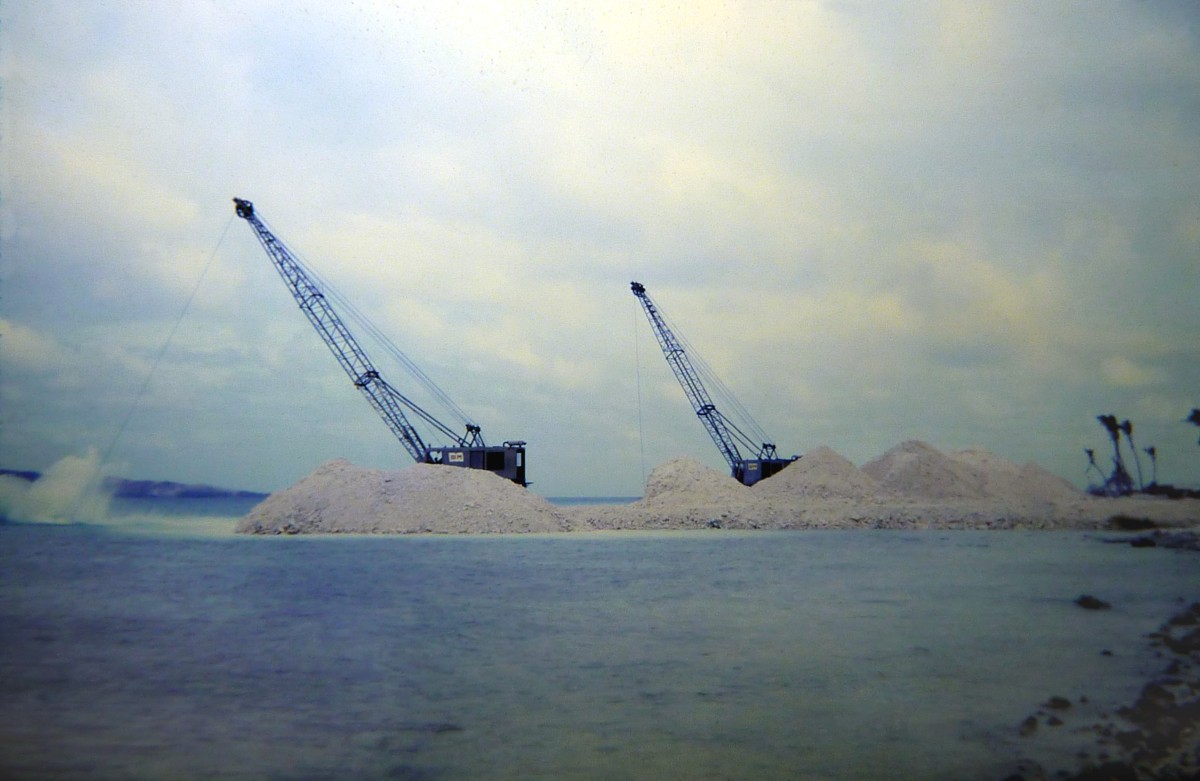 19671100 23p Totégégie, les marions