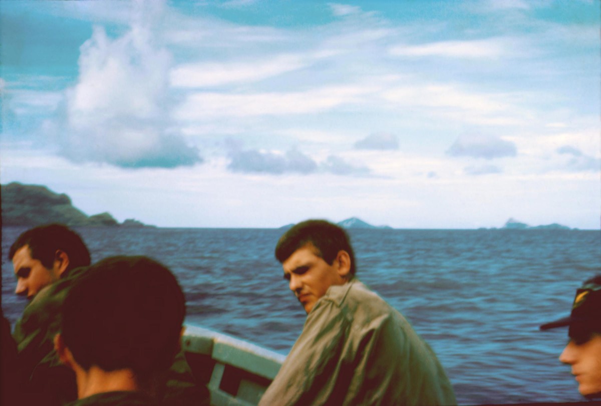 19670600-002xx: visite à Mangareva