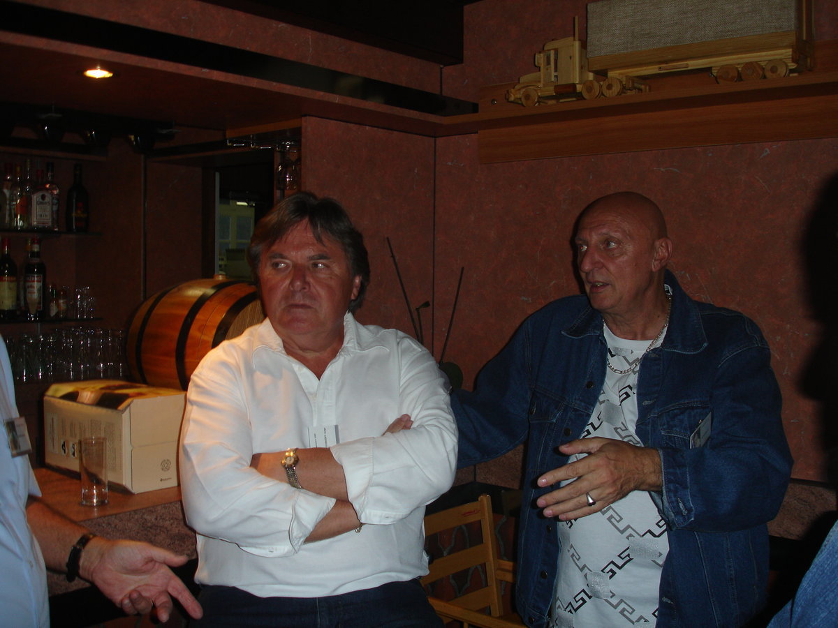 090925192910_GG01599