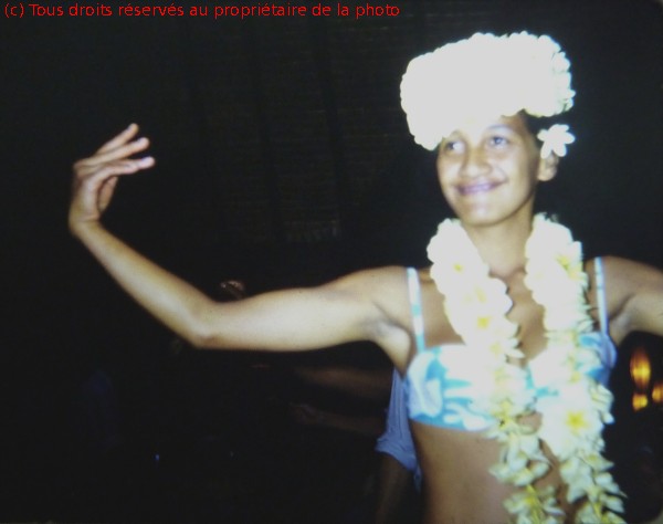 19670900 05p Danseuse Tahone