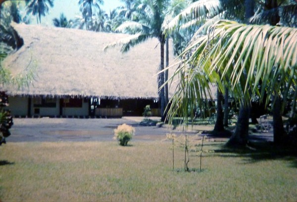 19680100 a35 Tahiti mess du centre de repos de Mataiea