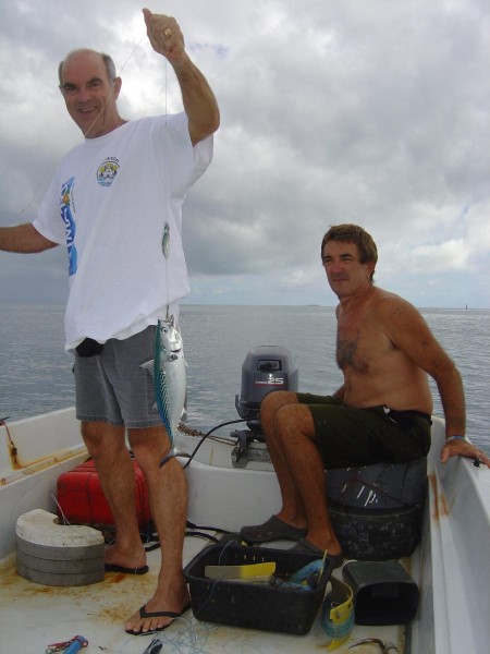 20080420 pêche dans le lagon