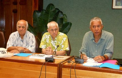 John-Doom-Bruno-Barillot-Roland-Oldham-ALG.jpg (107.23 Kio) Consulté 1072 fois John-Doom-Bruno-Barillot-Roland-Oldham-ALG.jpg