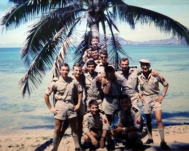 Gérard GADAUD Je suis arrivé au 115e CMGA en Polynésie le 27/10/66; après quelques mois passés à Hao, nous avons embarqué sur le BDC...