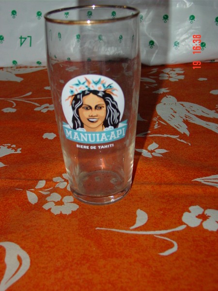 Manuia verre