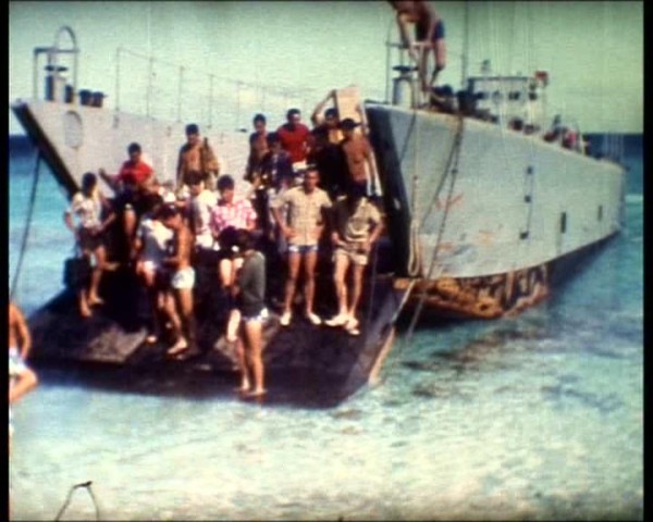 Loisirs à Hao Arivée sur 1 motu 2