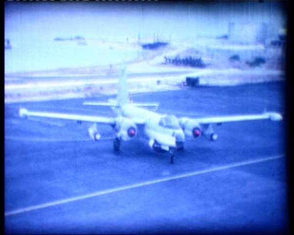 Z Les avions à Hao 9