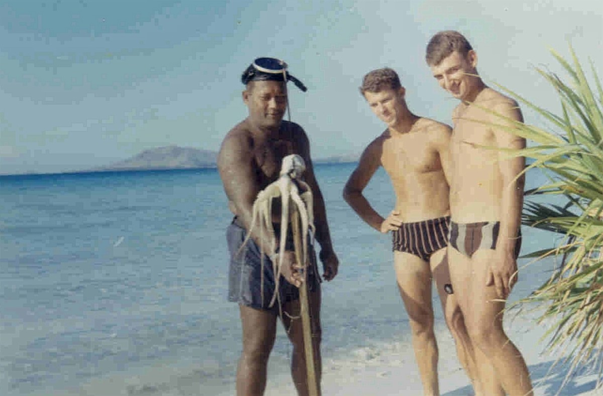 Mangaréva 1967 vue de l'atoll de Totégégie.
