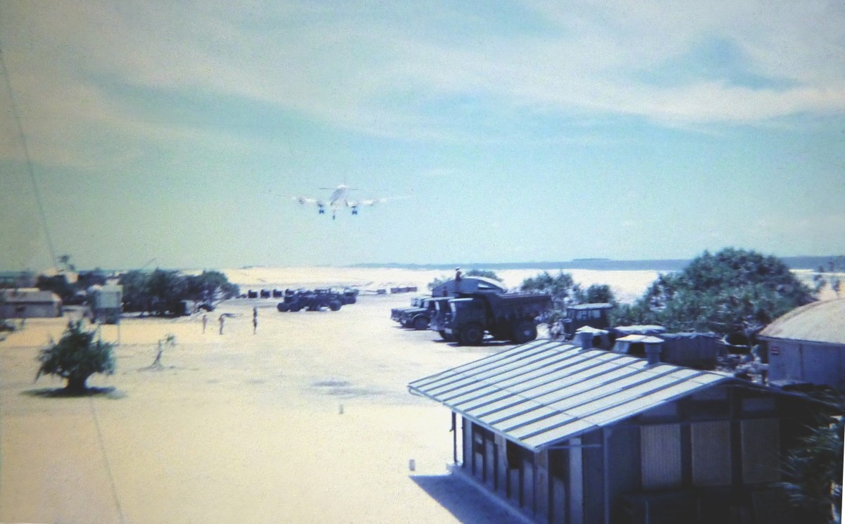 19680300 b04 Arrivée d'un DC6 à Totégégie
