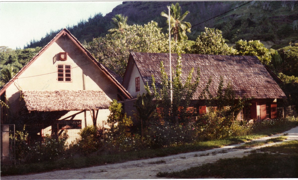 048 Rikitéa 1986, l'école communale