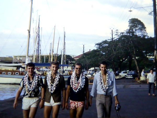 19670900 15pb permissionnaires à Papeete