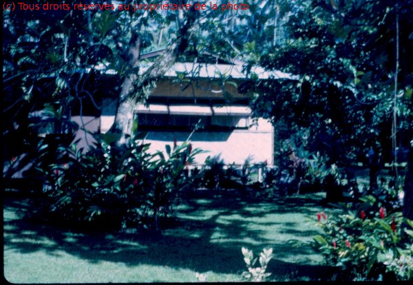 19661200 02 Tahiti centre détente