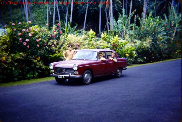 19670900 08p Tahiti tour de l'île