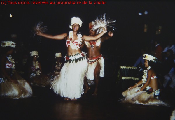 19670900 dup11p danses Tahone