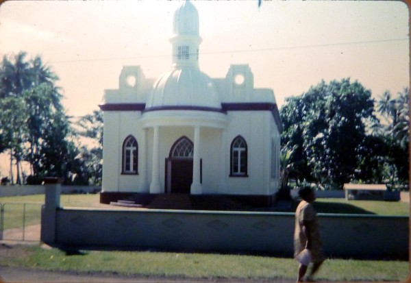 19680100 b04 église à Tahiti