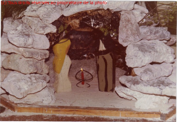 Totégégie, Noël 67. La crèche artisanale